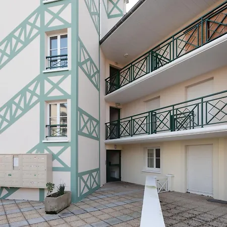 Le Manoir Du Casino By Interhome Cabourg