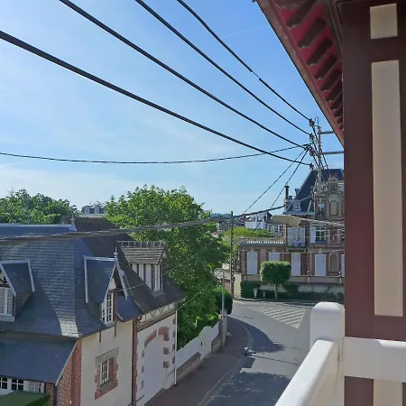 Apartamento Le Manoir Du Casino By Interhome