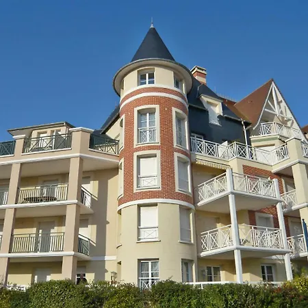 Apartment Le Manoir Du Casino By Interhome Cabourg