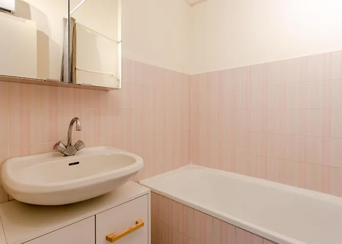 Le Manoir Du Casino By Interhome Кабур