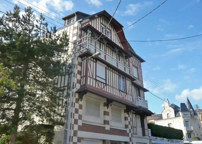 Апартаменты Le Manoir Du Casino By Interhome Кабур